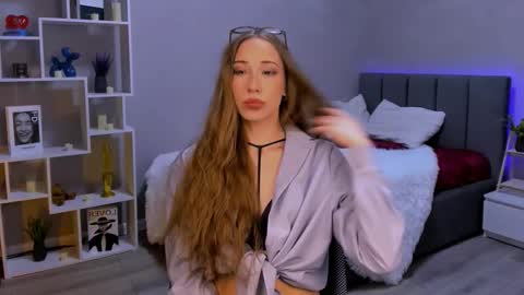 AlexaHarmon online show from 21, 11, 2025