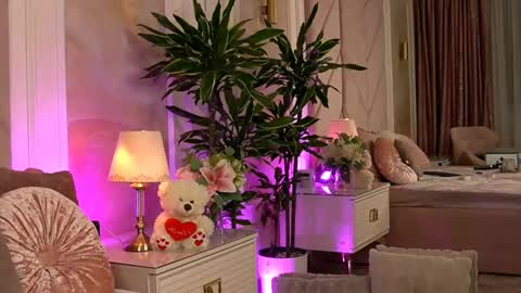 Alexa  online show from 13, 2, 2025