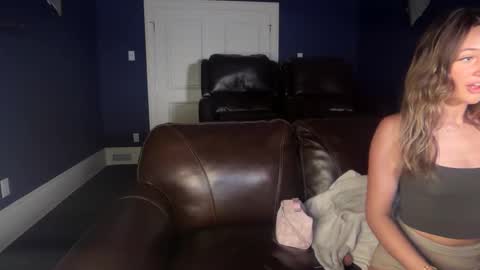 Snapshot of alexajefferies chatting on 3, 10, 2025 alexajefferies online show from 3, 10, 2025