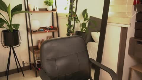 alexajhonsonof online show from 2, 2, 2025