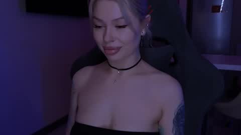 Alexa Mason online show from 4, 11, 2025