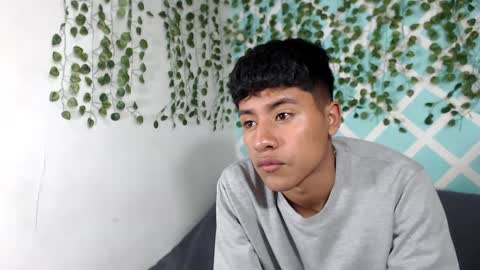 chicos hot online show from 13, 9, 2025