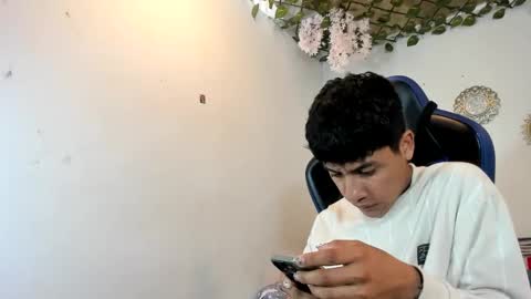 chicos hot online show from 20, 10, 2025