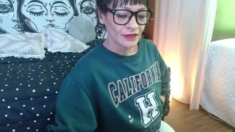 Snapshot of alexandra_jonas chatting on 17, 5, 2026 alexandra_jonas online show from 17, 5, 2026