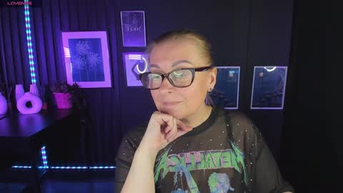 Snapshot of alexandra_kind chatting on 9, 12, 2024 Alexandra online show from 9, 12, 2024