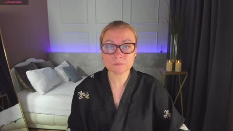 Snapshot of alexandra_kind chatting on 11, 12, 2024 Alexandra online show from 11, 12, 2024