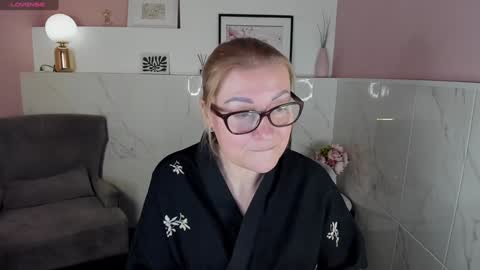 Snapshot of alexandra_kind chatting on 26, 12, 2024 Alexandra online show from 26, 12, 2024