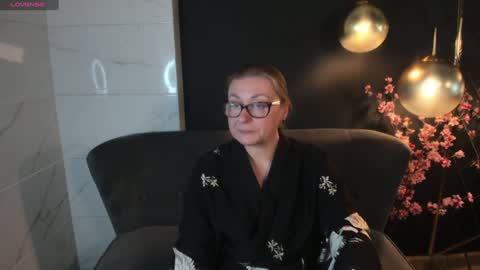 Snapshot of alexandra_kind chatting on 25, 1, 2025 Alexandra online show from 25, 1, 2025