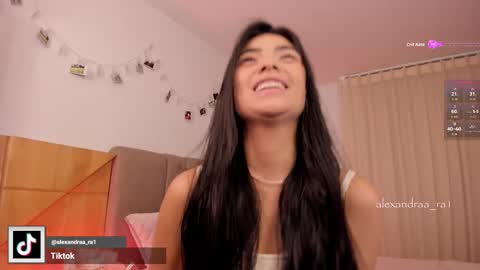 Snapshot of alexandra_ra1 chatting on 6, 11, 2025 Alexandra Rodriguez online show from 6, 11, 2025