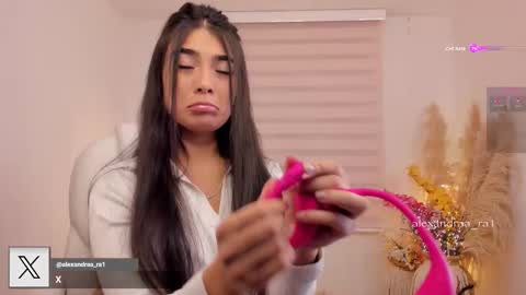 Snapshot of alexandra_ra1 chatting on 24, 11, 2025 Alexandra Rodriguez online show from 24, 11, 2025