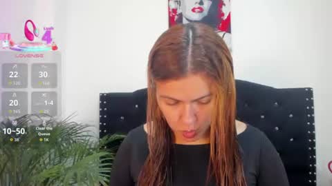 Snapshot of alexandra_torress chatting on 24, 6, 2026 alexandra online show from 24, 6, 2026