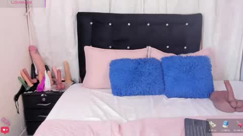 Snapshot of alexandranovaa chatting on 13, 5, 2026 Alexandra novaa online show from 13, 5, 2026