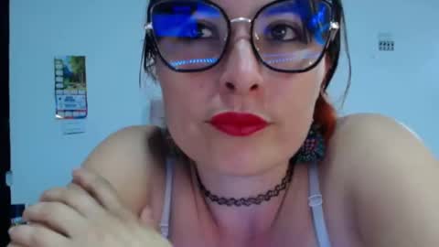 alexandrasaen online show from 2, 2, 2026