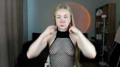 Snapshot of alexarti chatting on 11, 6, 2026 Alex online show from 11, 6, 2026