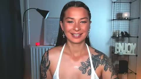 Snapshot of alexasven chatting on 21, 7, 2026 Alex DONT FORGET GIVE ME THUMBS UP online show from 21, 7, 2026