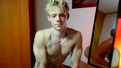 Snapshot of alexbarczukxxx chatting on 3, 6, 2026 Alex Barczuk online show from 3, 6, 2026