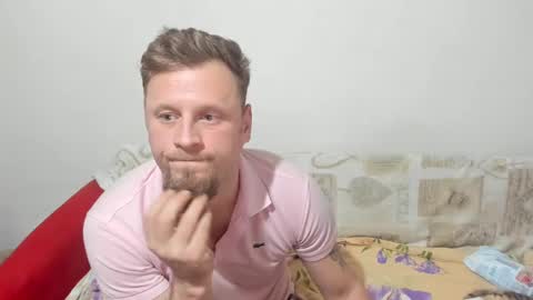 Snapshot of alexboy2022 chatting on 7, 1, 2025 onlyfans..alexyno2022 online show from 7, 1, 2025