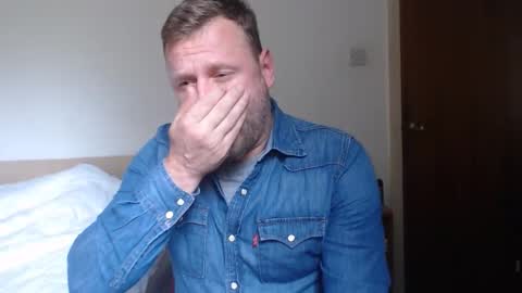 Snapshot of alexboy2022 chatting on 10, 9, 2025 onlyfans..alexyno2022 online show from 10, 9, 2025