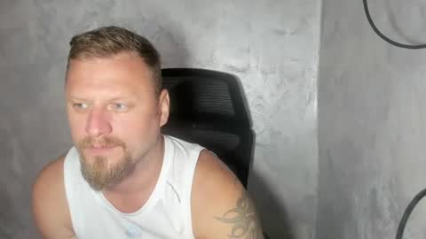 Snapshot of alexboy2022 chatting on 14, 7, 2026 onlyfans..alexyno2022 online show from 14, 7, 2026