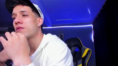 alexgiraldo__ online show from 6, 11, 2025