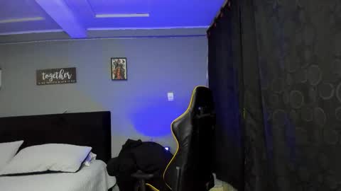 alexgiraldo__ online show from 1, 12, 2025