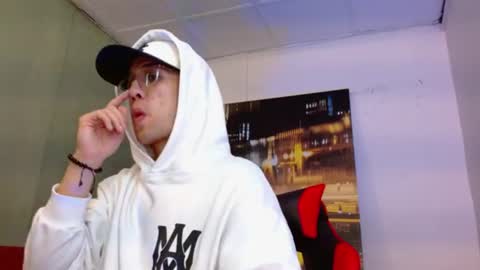 alexgiraldo__ online show from 9, 6, 2026