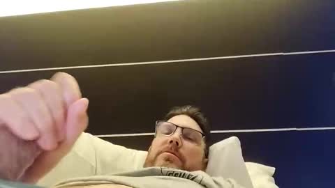 Snapshot of alexhardrock2026 chatting on 5, 11, 2025 alexhardrock2026 online show from 5, 11, 2025