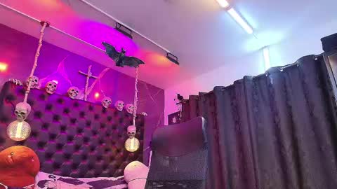Snapshot of alexhoe_ chatting on 24, 2, 2025 Alex online show from 24, 2, 2025