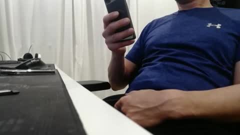 alexhunter4u online show from 5, 1, 2026