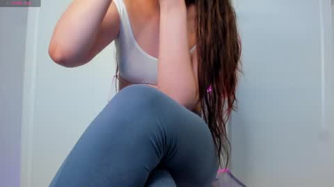 Snapshot of alexialuxe chatting on 23, 7, 2026 alexialuxe online show from 23, 7, 2026
