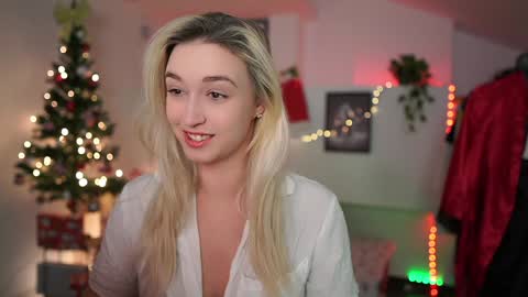 Alexis Texas online show from 17, 12, 2024