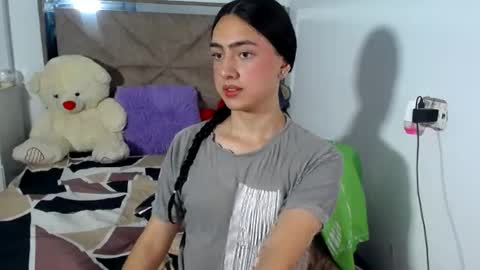 -- ALEXIS -- online show from 24, 7, 2026