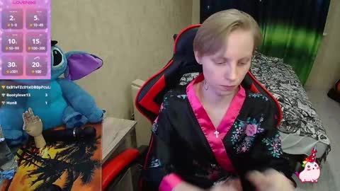 Alexis online show from 8, 3, 2025