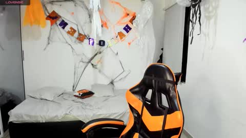 ALEXJ BLACK online show from 17, 10, 2025