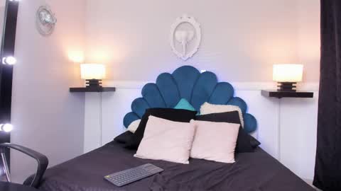 Alex Jaccob online show from 19, 9, 2025