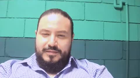 Snapshot of alextambet chatting on 9, 7, 2026 alextambet online show from 9, 7, 2026