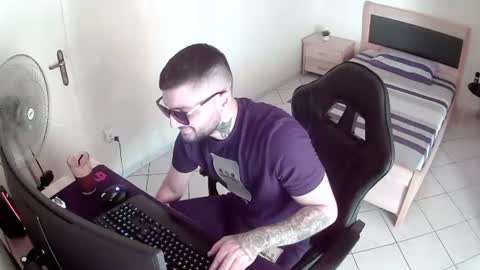 Snapshot of alexthepro00 chatting on 21, 7, 2026 alexthepro00 online show from 21, 7, 2026