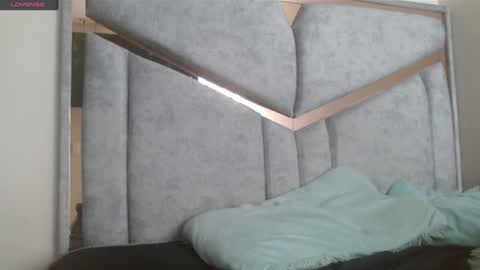 Snapshot of alexvsluisa chatting on 3, 2, 2025 alex y luisa online show from 3, 2, 2025