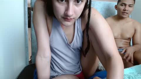 Snapshot of alexvsluisa chatting on 2, 3, 2025 alex y luisa online show from 2, 3, 2025