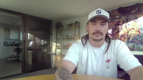 Alex online show from 17, 4, 2026