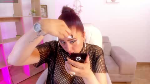 Snapshot of alexx_scoot chatting on 15, 1, 2025 Alexx online show from 15, 1, 2025