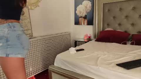 Snapshot of alexxaone chatting on 17, 6, 2026 Alexa online show from 17, 6, 2026