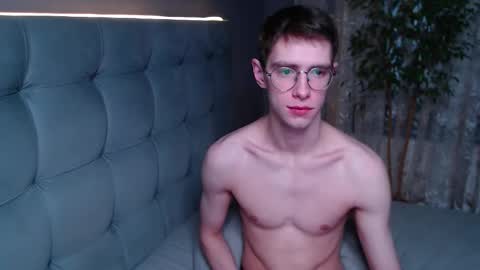 Alfie online show from 15, 12, 2025