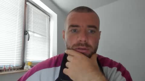 alfiesolomons87 online show from 22, 10, 2025