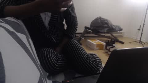 Snapshot of aliasallday chatting on 8, 1, 2025 Alias online show from 8, 1, 2025