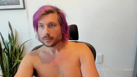 Snapshot of alibastersword chatting on 15, 1, 2025 Luke online show from 15, 1, 2025