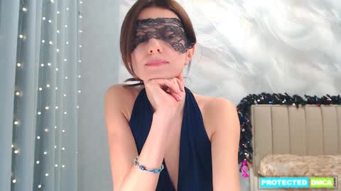 Snapshot of alica_webcam chatting on 10, 12, 2024 Alice online show from 10, 12, 2024