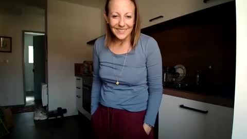 Snapshot of alice8363 chatting on 6, 6, 2026 Alice online show from 6, 6, 2026