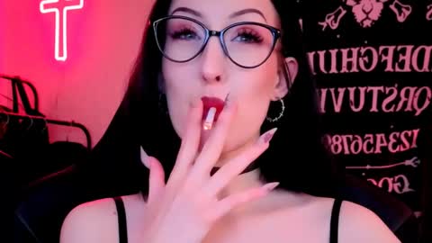 Snapshot of alice___mistress chatting on 2, 5, 2026 Miss Alice online show from 2, 5, 2026