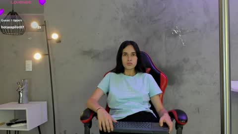 Snapshot of alice__susan chatting on 8, 4, 2026 Alice Susan online show from 8, 4, 2026